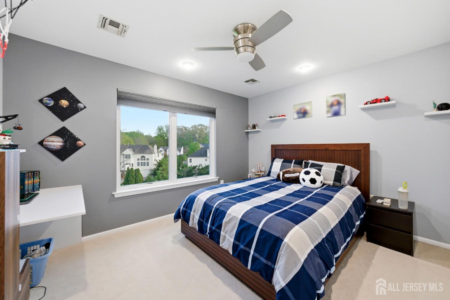 5 Robert Court Monroe NJ 08831