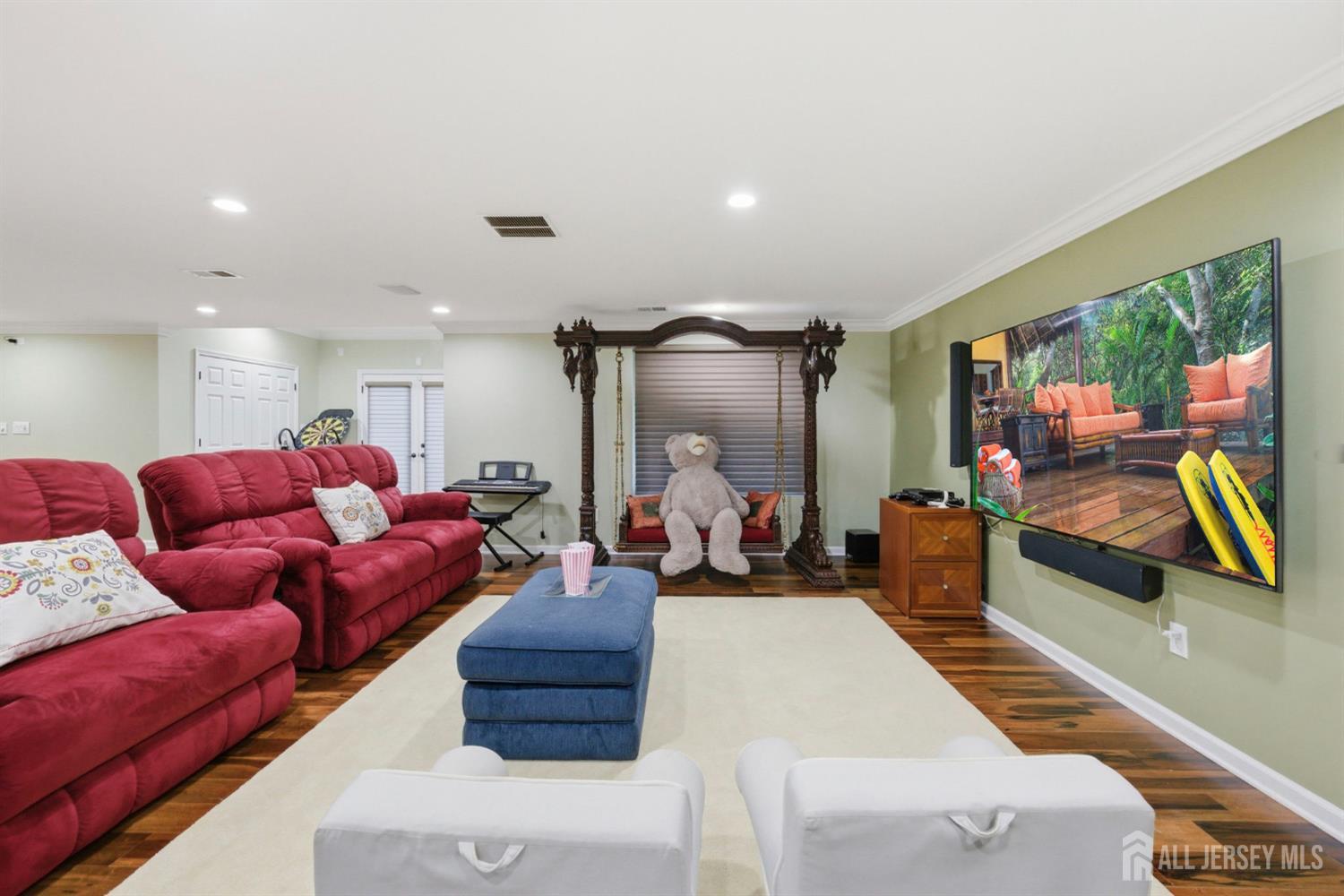 5 Robert Court Monroe NJ 08831