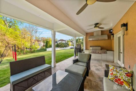 5 Robert Court Monroe NJ 08831