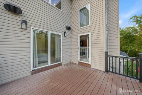 5 Robert Court Monroe NJ 08831
