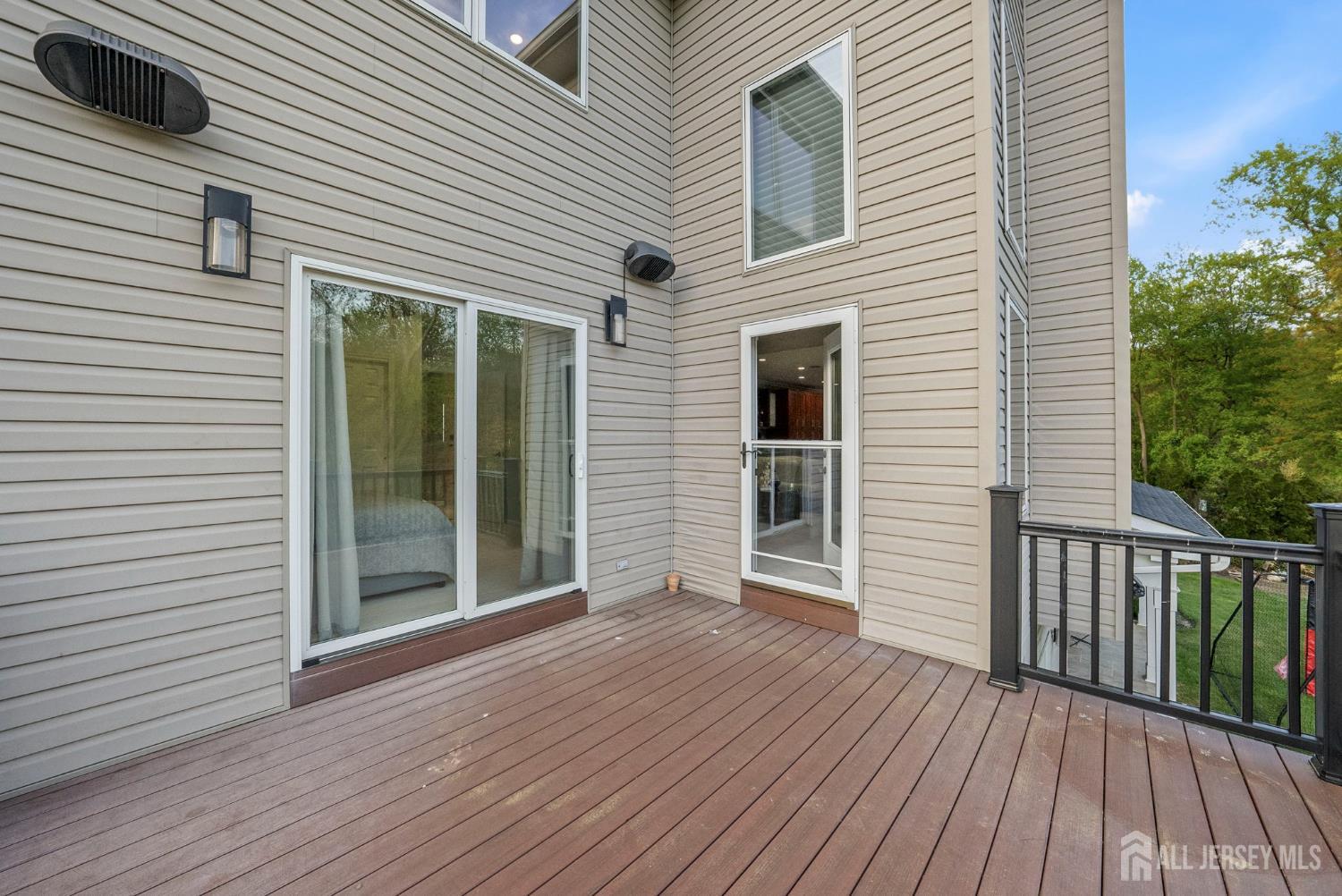 5 Robert Court Monroe NJ 08831
