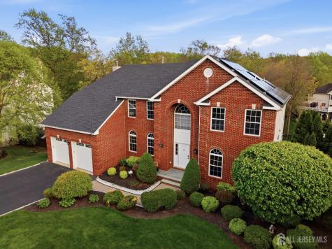 5 Robert Court Monroe NJ 08831
