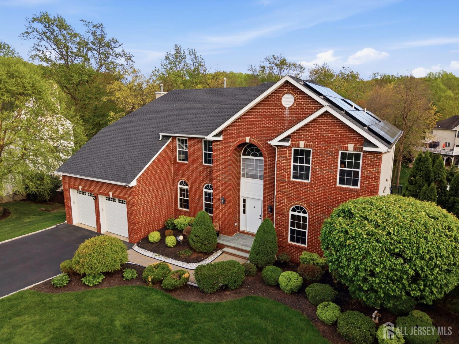 5 Robert Court Monroe NJ 08831