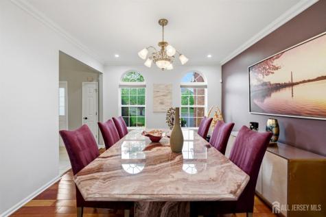 5 Robert Court Monroe NJ 08831