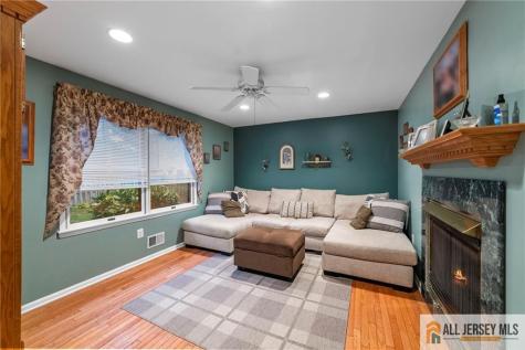 266 Wyoming Avenue Spotswood NJ 08884