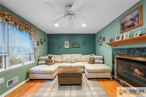 266 Wyoming Avenue Spotswood NJ 08884