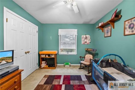 266 Wyoming Avenue Spotswood NJ 08884