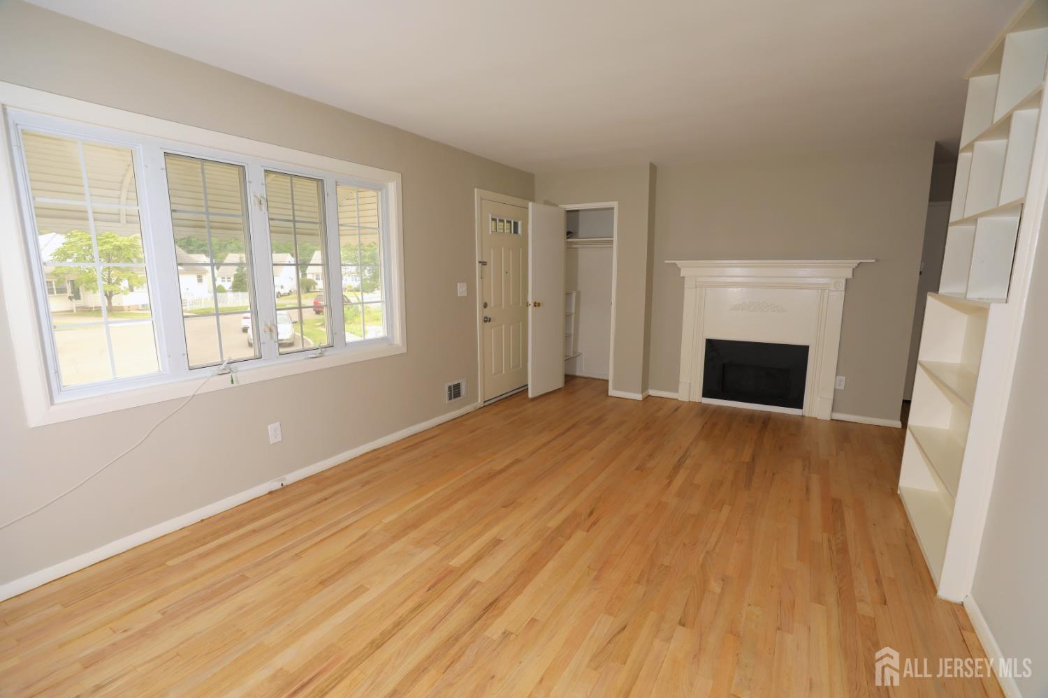6 Jasko Court South Amboy NJ 08879
