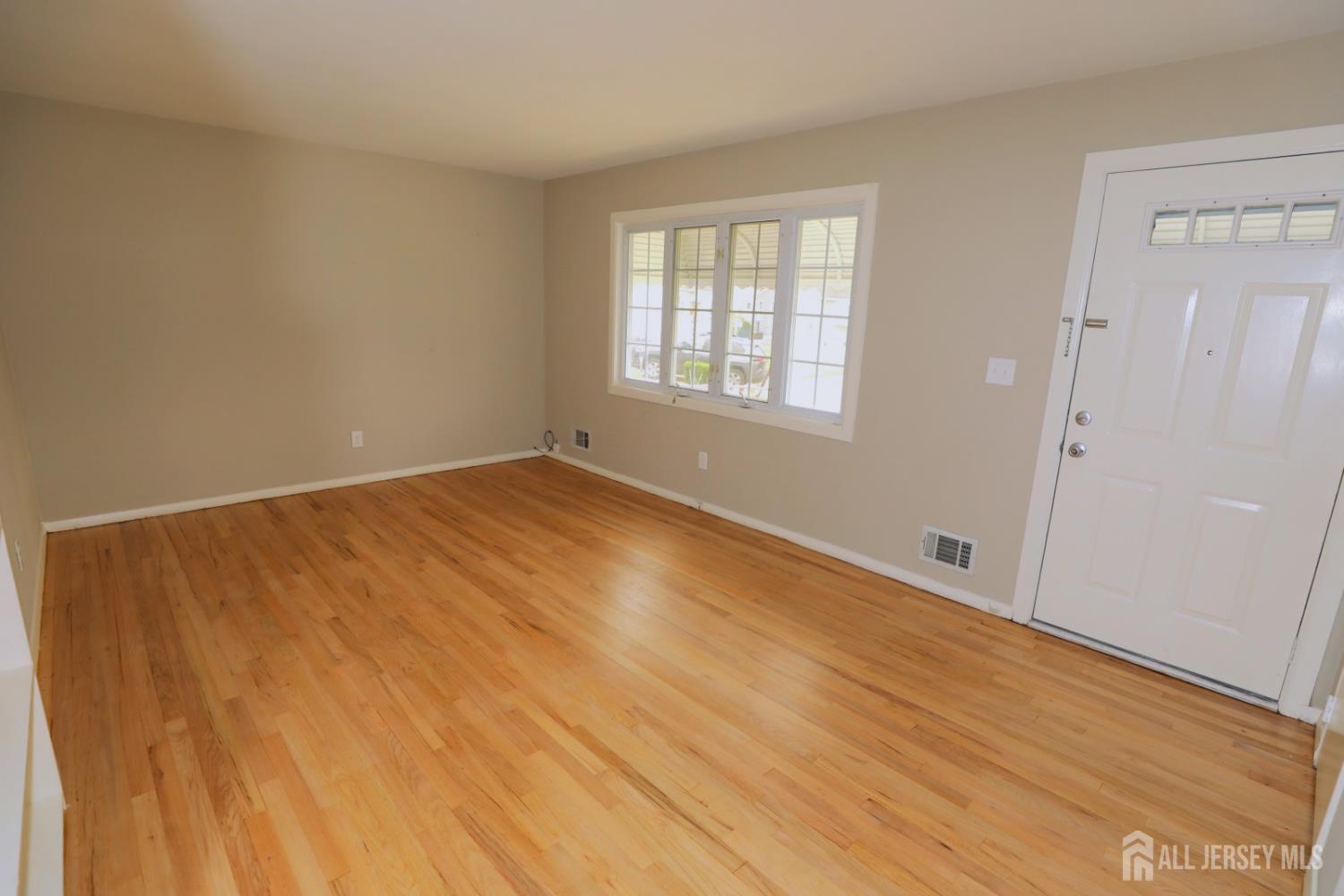 6 Jasko Court South Amboy NJ 08879