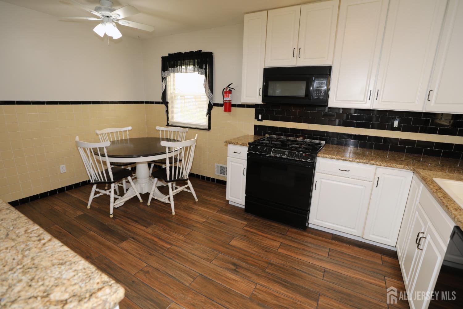 6 Jasko Court South Amboy NJ 08879