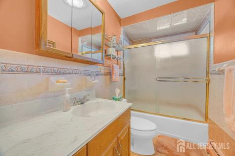 531 Chestnut Street Middlesex NJ 08846