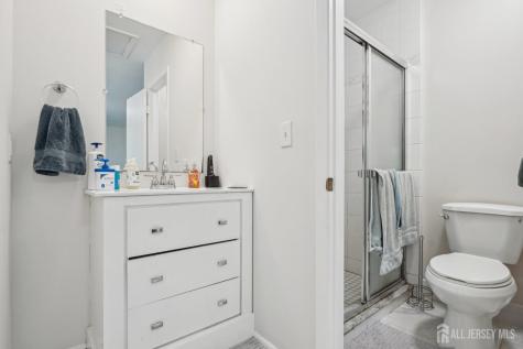 165 Essex Avenue Metuchen NJ 08840