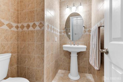 37 Berkshire Way East Brunswick NJ 08816