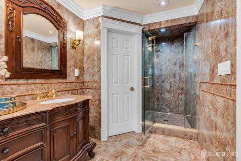 37 Berkshire Way East Brunswick NJ 08816