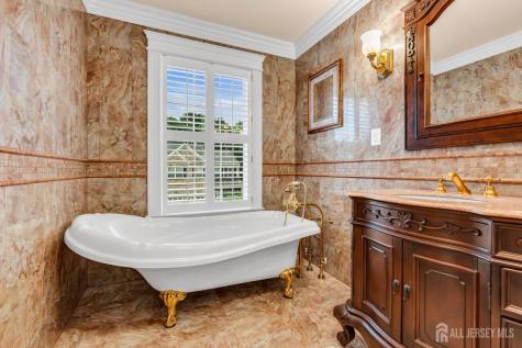 37 Berkshire Way East Brunswick NJ 08816