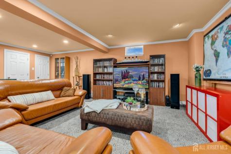 37 Berkshire Way East Brunswick NJ 08816