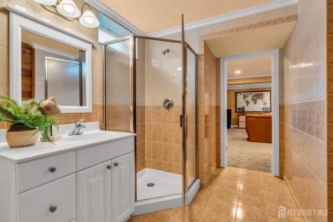 37 Berkshire Way East Brunswick NJ 08816