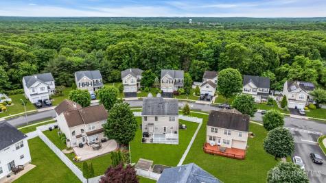37 Berkshire Way East Brunswick NJ 08816