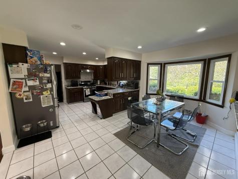 4 Fern Court North Brunswick NJ 08902