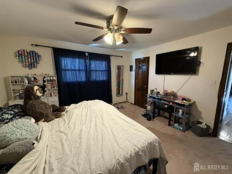 4 Fern Court North Brunswick NJ 08902