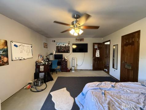 4 Fern Court North Brunswick NJ 08902
