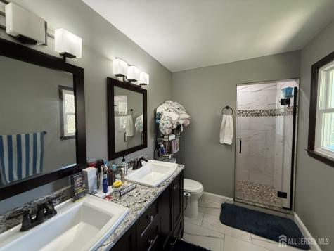 4 Fern Court North Brunswick NJ 08902