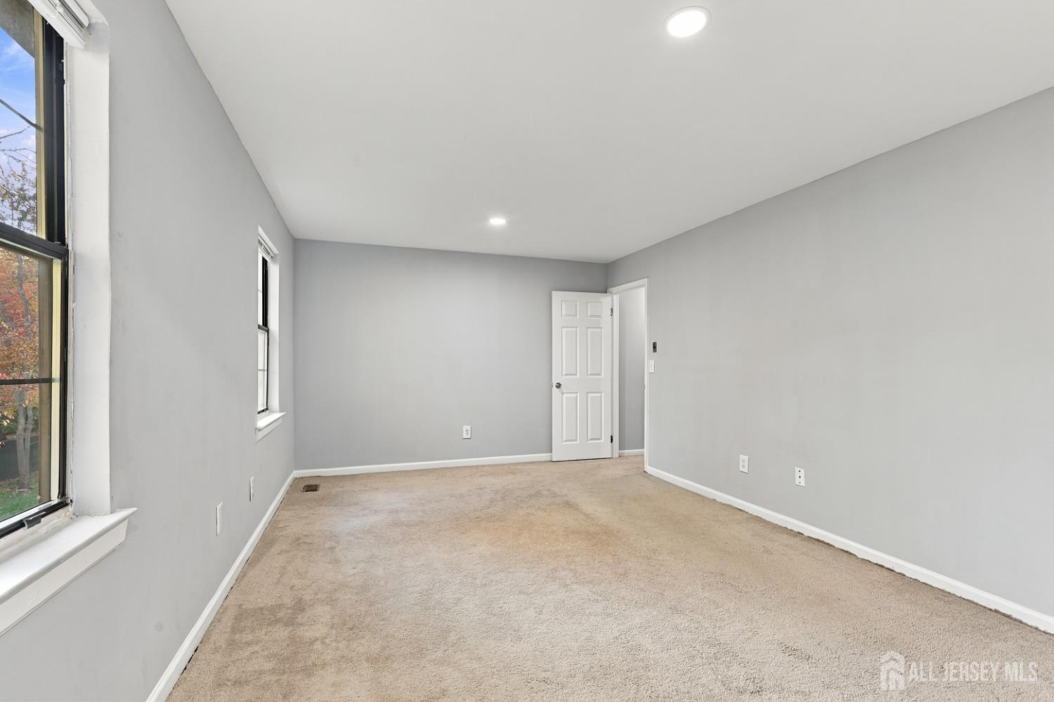 1 Dogwood Drive Edison NJ 08820