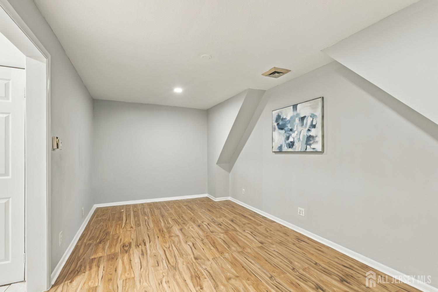 1 Dogwood Drive Edison NJ 08820