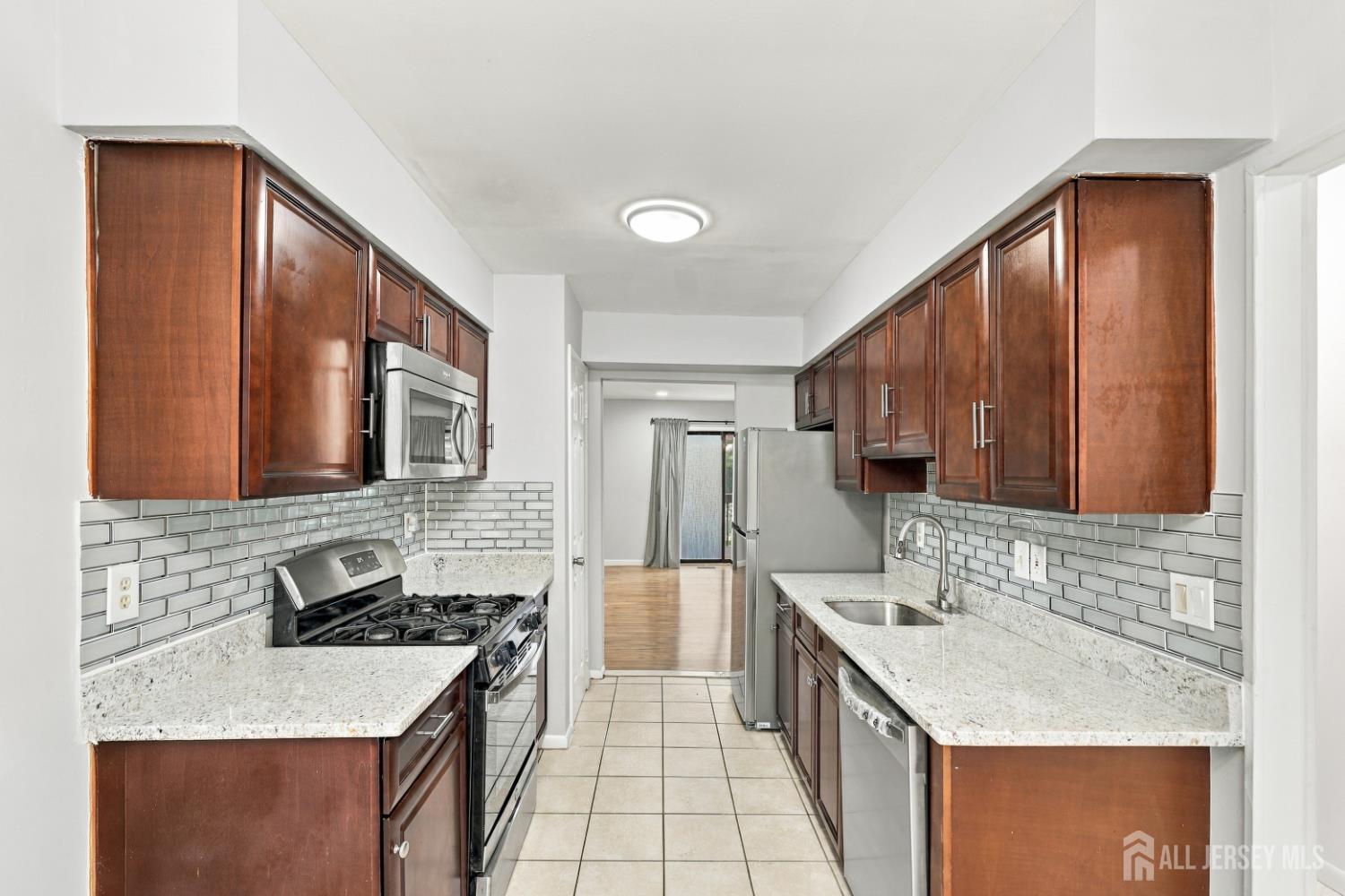 1 Dogwood Drive Edison NJ 08820