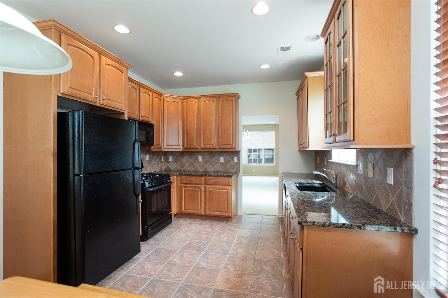 417 Melrose Way Monroe NJ 08831