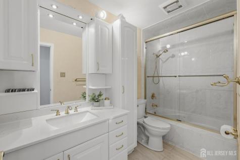 57 W Livingston Avenue Edison NJ 08820