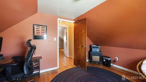 333 Giles Avenue Middlesex NJ 08846