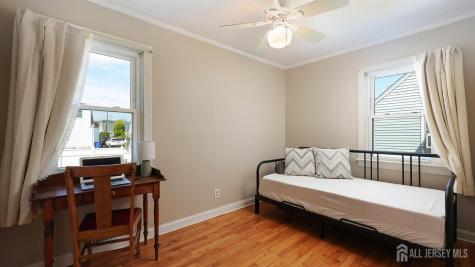333 Giles Avenue Middlesex NJ 08846