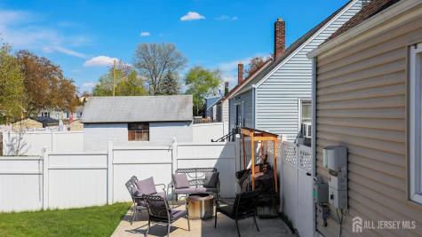 333 Giles Avenue Middlesex NJ 08846
