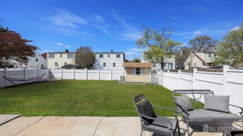 333 Giles Avenue Middlesex NJ 08846