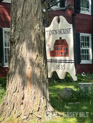 12 Freeman Street Woodbridge Proper NJ 07095