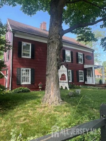 12 Freeman Street Woodbridge Proper NJ 07095