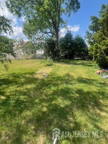 12 Freeman Street Woodbridge Proper NJ 07095