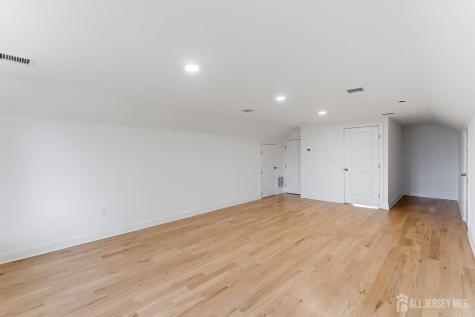 3 Lillian Street Fords NJ 07095