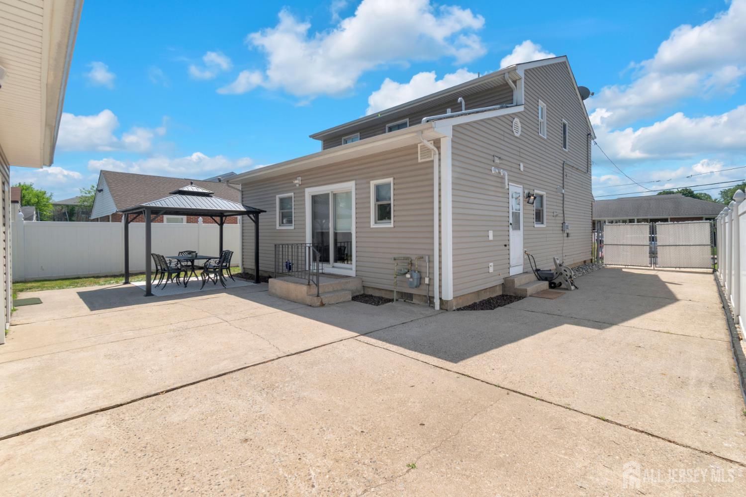 35 Furman Avenue Sayreville NJ 08872