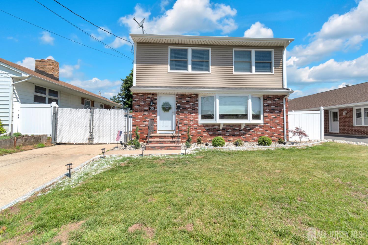 35 Furman Avenue Sayreville NJ 08872