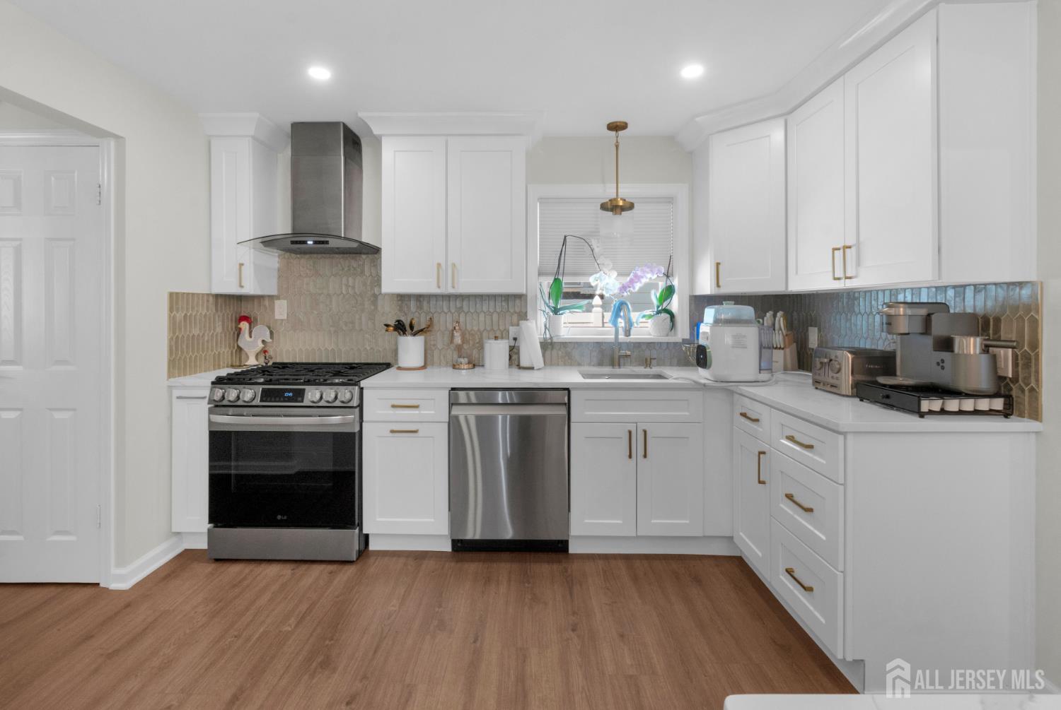 35 Furman Avenue Sayreville NJ 08872