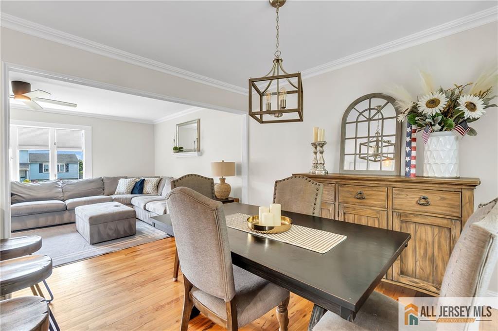 25 Fanwood Drive Sayreville NJ 08872
