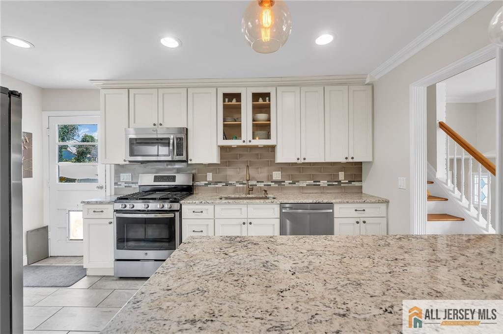 25 Fanwood Drive Sayreville NJ 08872