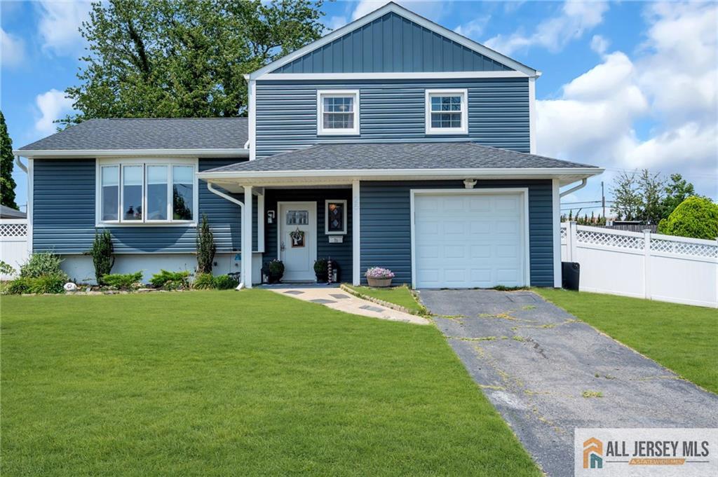 25 Fanwood Drive Sayreville NJ 08872
