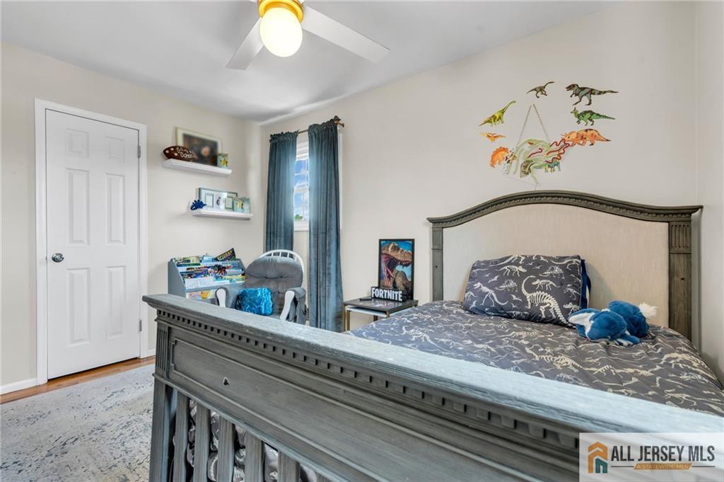 25 Fanwood Drive Sayreville NJ 08872