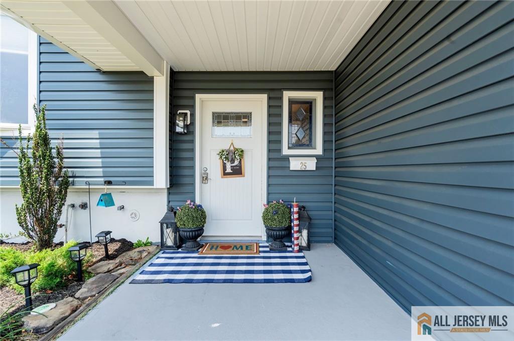 25 Fanwood Drive Sayreville NJ 08872