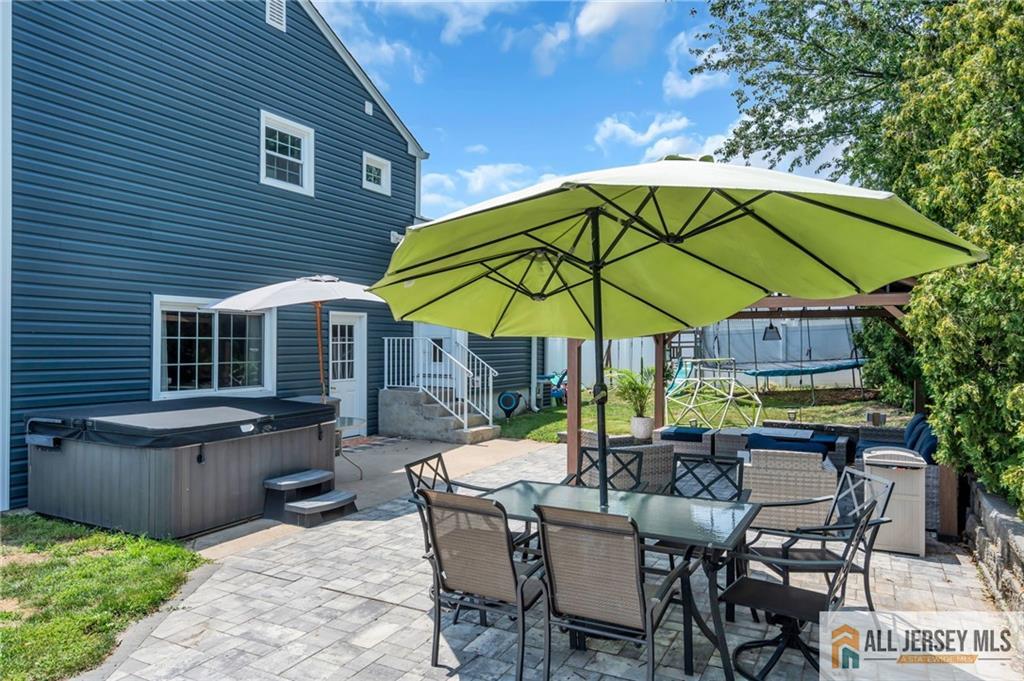25 Fanwood Drive Sayreville NJ 08872