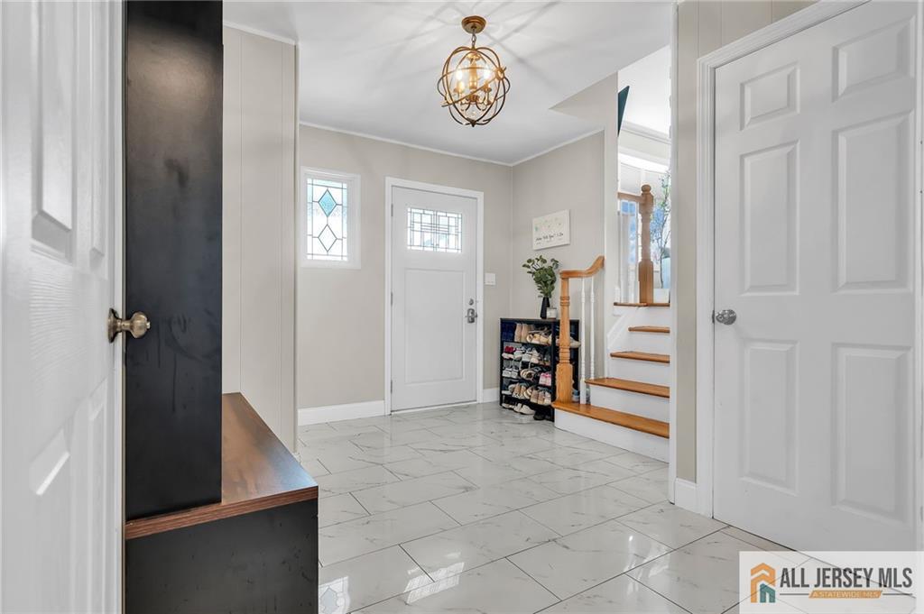 25 Fanwood Drive Sayreville NJ 08872