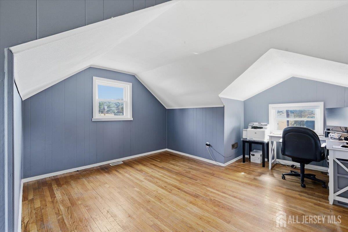12 Norfolk Road Franklin NJ 08873